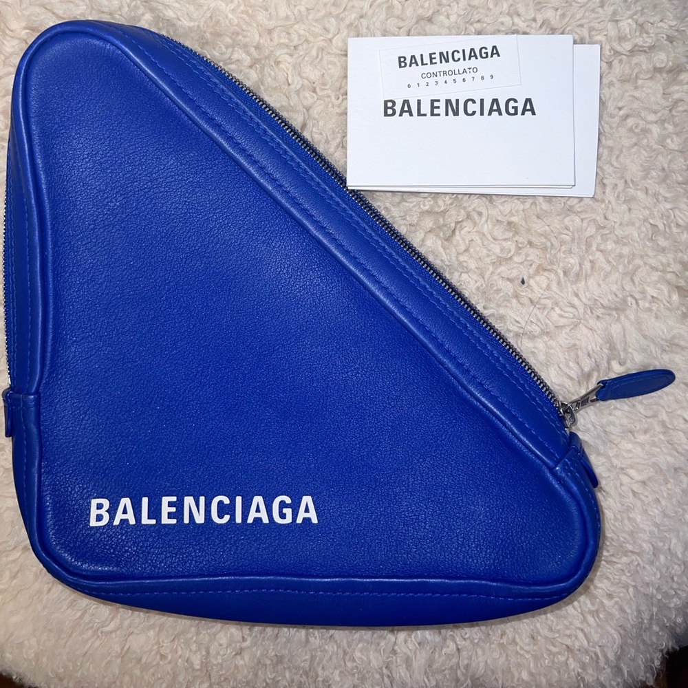 BALENCIAGA Triangle Leather clutch bag UNISEX